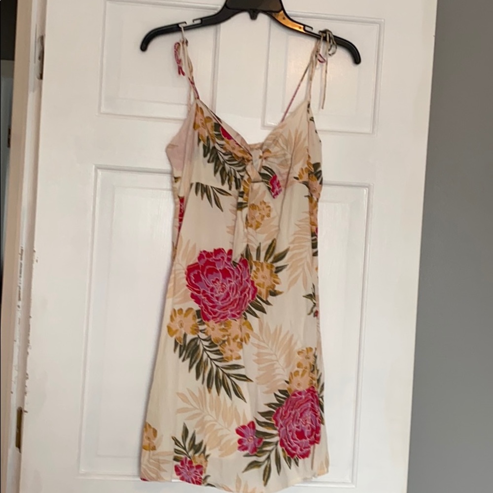 Billabong sun dress